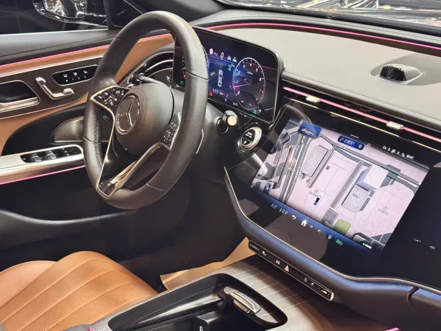 Mercedes-Benz E-Class — Фото автомобиля 17