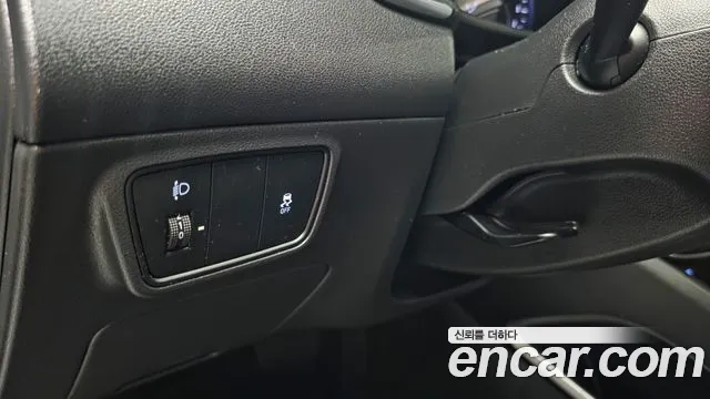 Hyundai Tucson Tucson (NX4) Бензин 1.6 турбо 2WD — Фото автомобиля 28