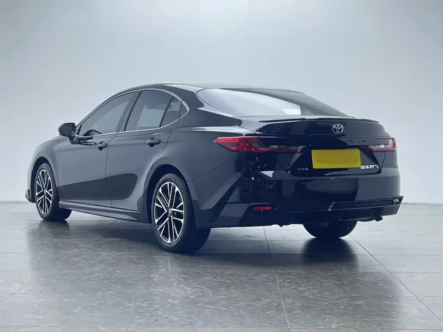 Toyota Camry — Фото автомобиля 21