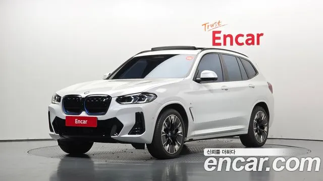 Фотография автомобиля — BMW iX3 G08 (2020–2024)