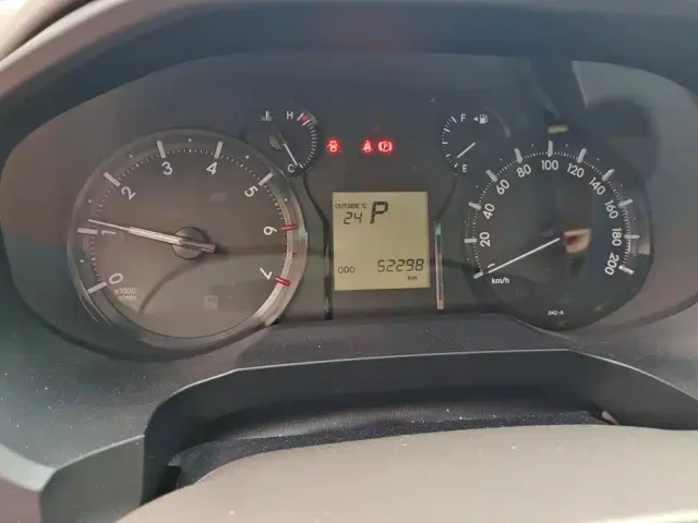 Toyota RAV4 — Фото автомобиля 14
