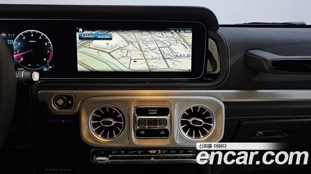 Mercedes-Benz G-Class — Фото автомобиля 12