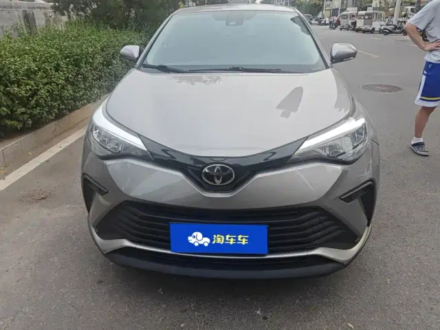 Toyota IZOA — Фото автомобиля 2