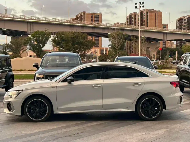Audi A3 — Фото автомобиля 3