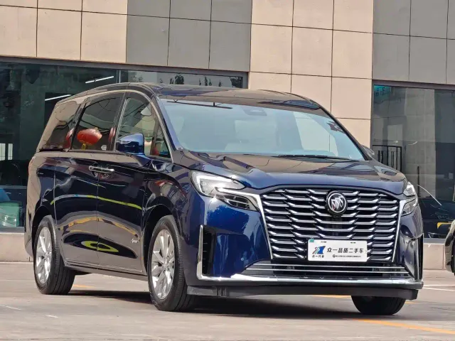 Buick Buick GL8 2022 Facelift Avenir Avia Four-Seater Prestige Edition — Фото автомобиля 3