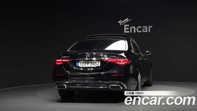 Mercedes-Benz S-Class — Фото автомобиля 4