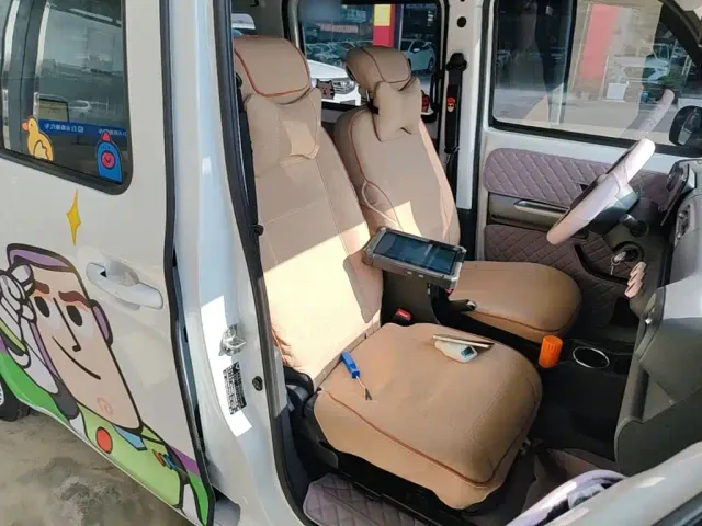 Wuling Zhiguang NEV — Фото автомобиля 24