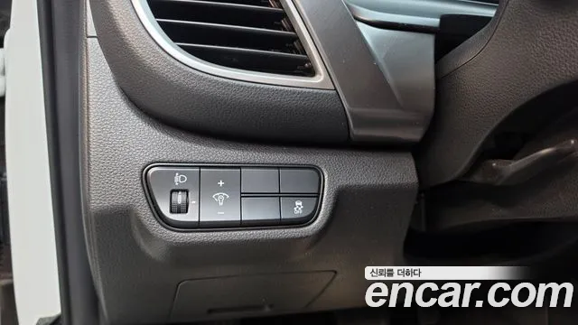 Kia Seltos New — Фото автомобиля 28
