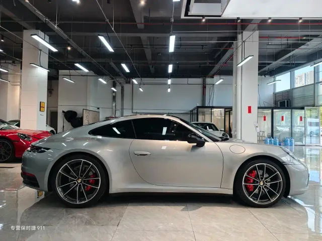 Porsche 911 — Фото автомобиля 4