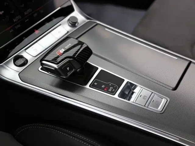 Audi A6L — Фото автомобиля 14