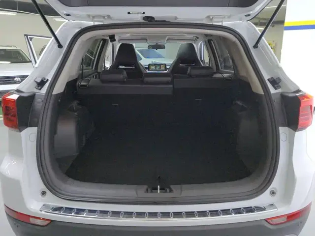 Changan CS75 — Фото автомобиля 4