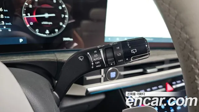 Hyundai Santafe Santa Fe (MX5) Бензин 2.5T 2WD — Фото автомобиля 12