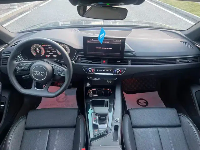 Audi A4L — Фото автомобиля 11