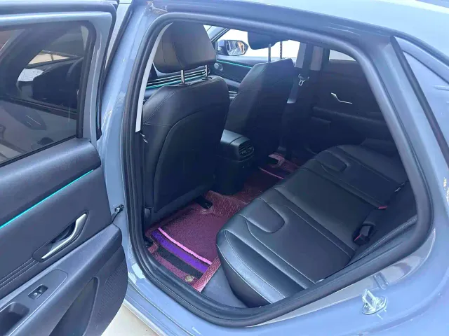 Hyundai Elantra — Фото автомобиля 9