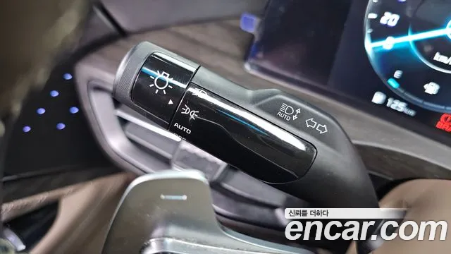 Kia K8 Hybrid — Фото автомобиля 28