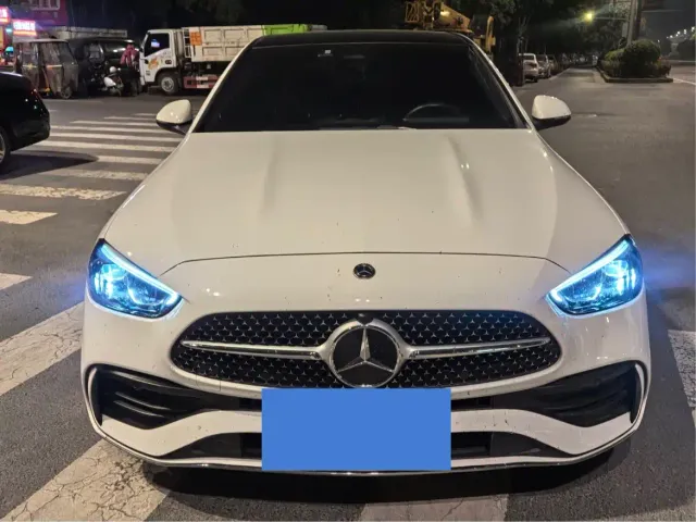 Mercedes-Benz C-Class — Фото автомобиля 2