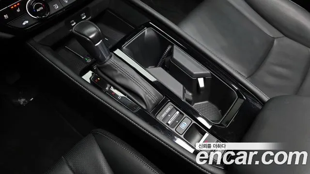 Honda Accord — Фото автомобиля 9