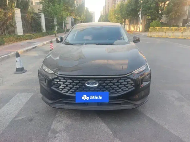 Ford Mondeo — Фото автомобиля 2