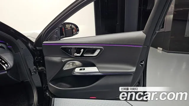 Mercedes-Benz E-Class — Фото автомобиля 22