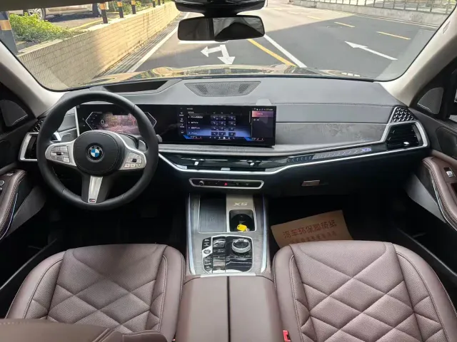 BMW X5 — Фото автомобиля 7