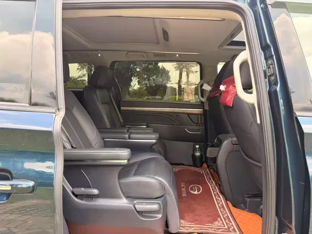 GAC Trumpchi M8 — Фото автомобиля 11