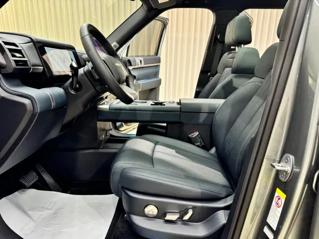 BYD FangChengBao Titanium 7 — Фото автомобиля 10