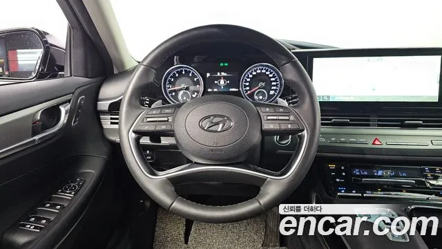 Hyundai Grandeur Новый Grandeur IG — Фото автомобиля 12