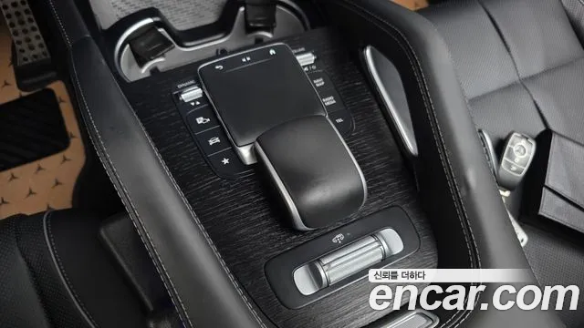 Mercedes-Benz GLS-Class — Фото автомобиля 25