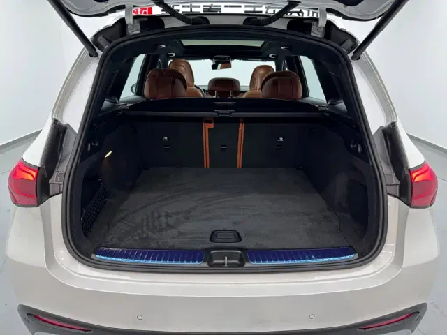 Mercedes-Benz GLC-Class — Фото автомобиля 23