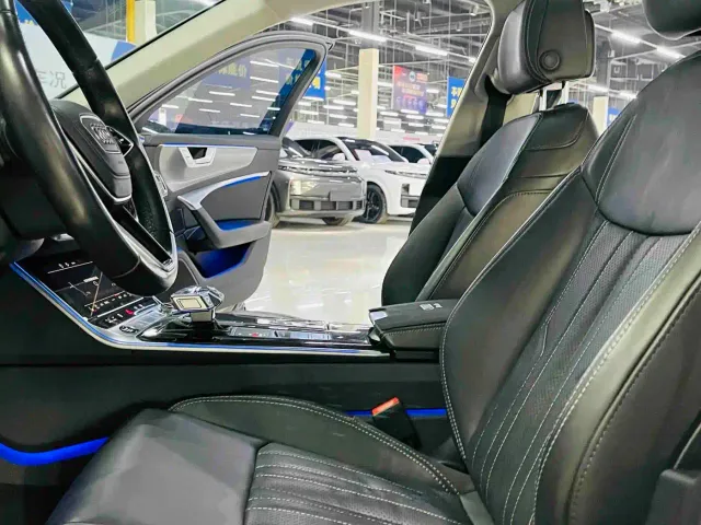 Audi A6L — Фото автомобиля 7