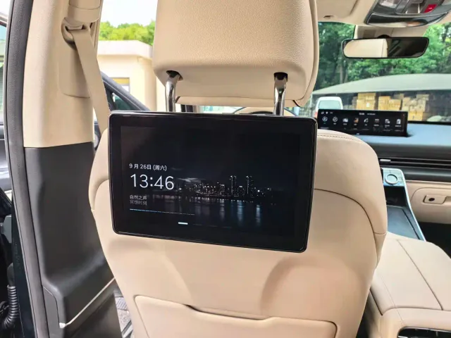 Genesis GV80 — Фото автомобиля 15
