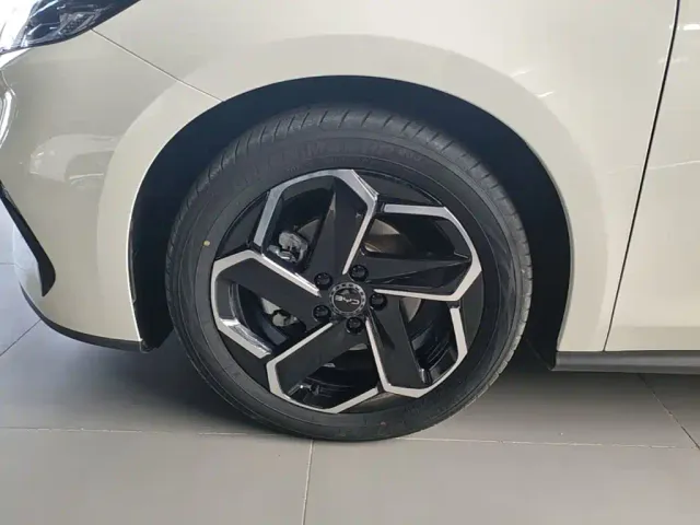 BYD Seal 06 — Фото автомобиля 22