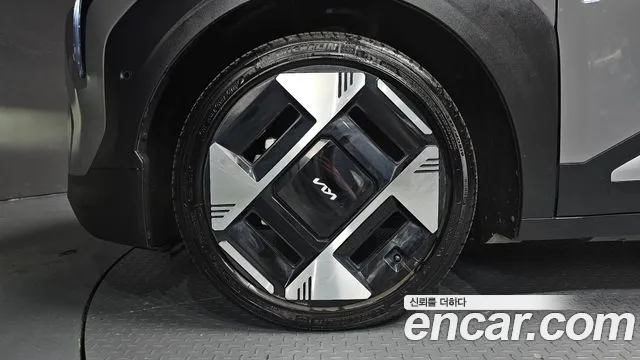 Kia EV3 — Фото автомобиля 5