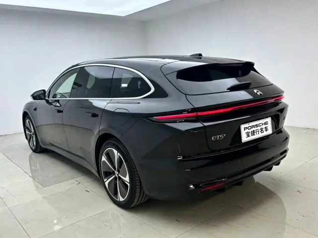 Nio ET5 Touring — Фото автомобиля 2