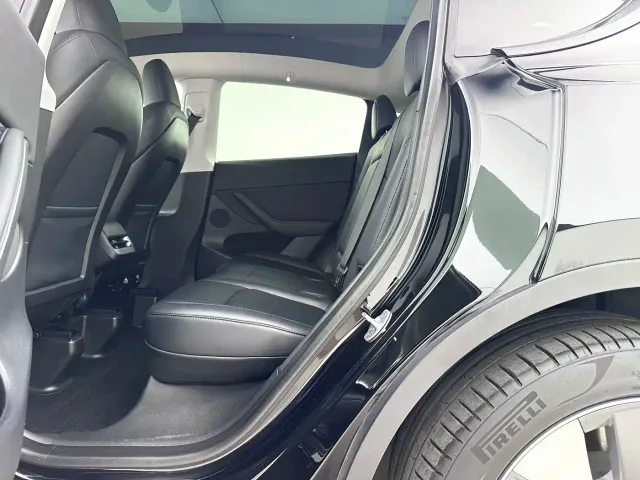 Tesla Model Y 2022 Facelift Rear-Wheel Drive Version — Фото автомобиля 7