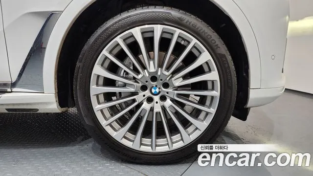 BMW X7 — Фото автомобиля 5