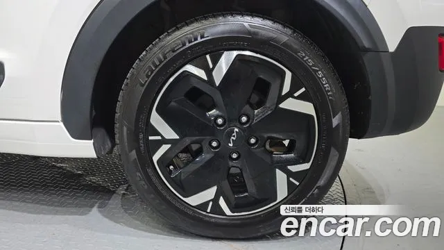 Kia Niro — Фото автомобиля 6