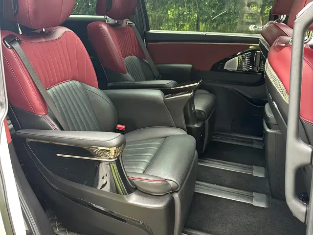 GAC Trumpchi M8 — Фото автомобиля 18