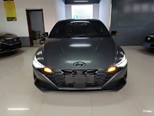 Hyundai Elantra — Фото автомобиля 2