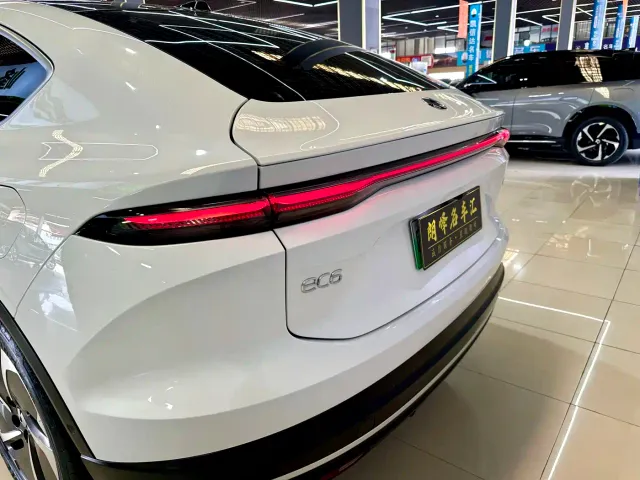 Nio EC6 — Фото автомобиля 9
