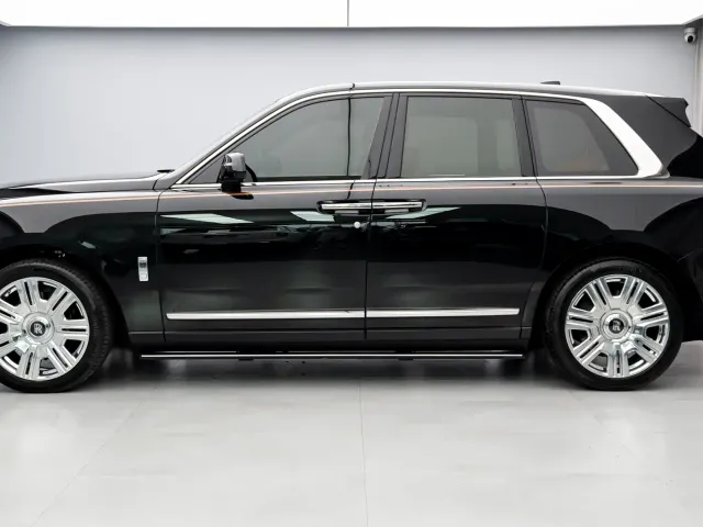 Rolls-Royce Cullinan — Фото автомобиля 4