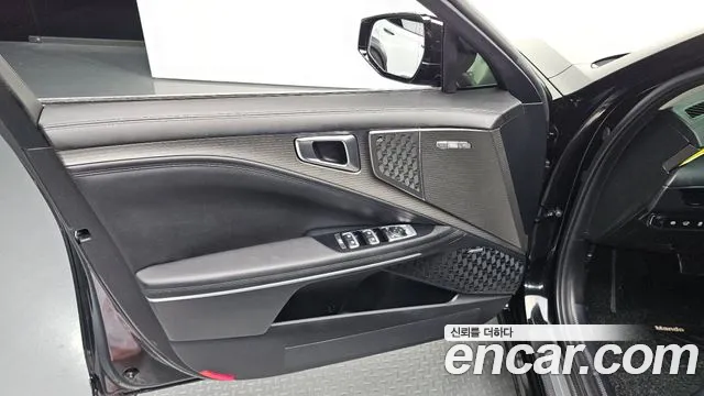 Kia K8 K8 (New) Hybrid — Фото автомобиля 24