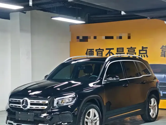 Фотография автомобиля — Mercedes-Benz GLB-Class