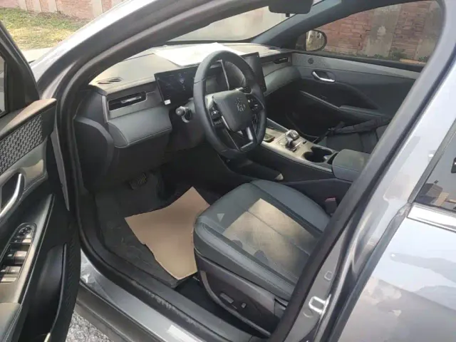 BYD Qin PLUS — Фото автомобиля 15