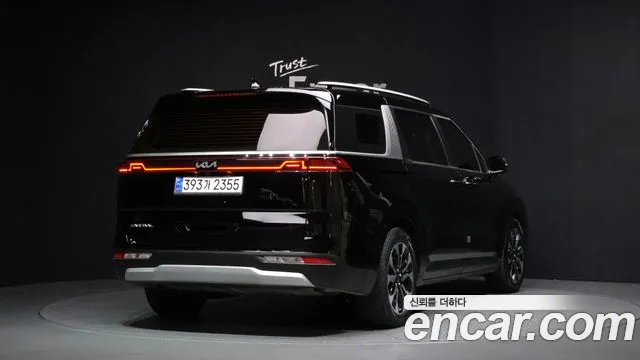 Kia Canival Carnival 4 поколение 9 мест Prestige — Фото автомобиля 2