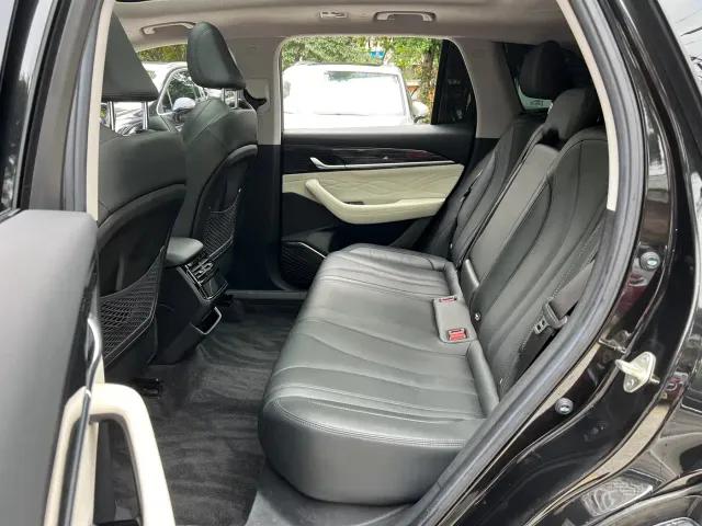 Geely Xingyue L — Фото автомобиля 13