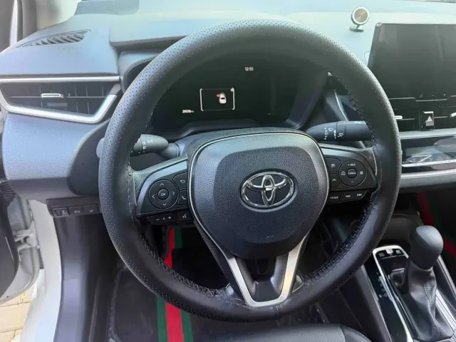 Toyota Corolla — Фото автомобиля 9