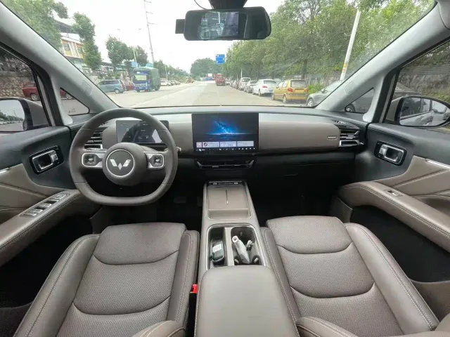 Wuling Starlight 730 — Фото автомобиля 5
