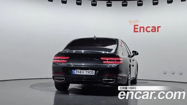 Genesis G80 Бензин 3.5 турбо AWD — Фото автомобиля 4