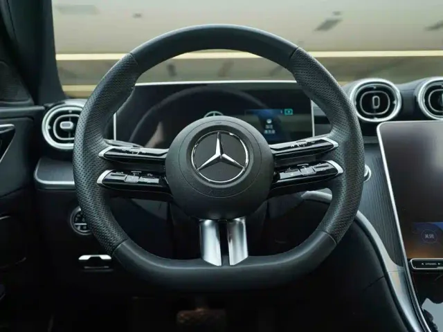 Mercedes-Benz C-Class — Фото автомобиля 16